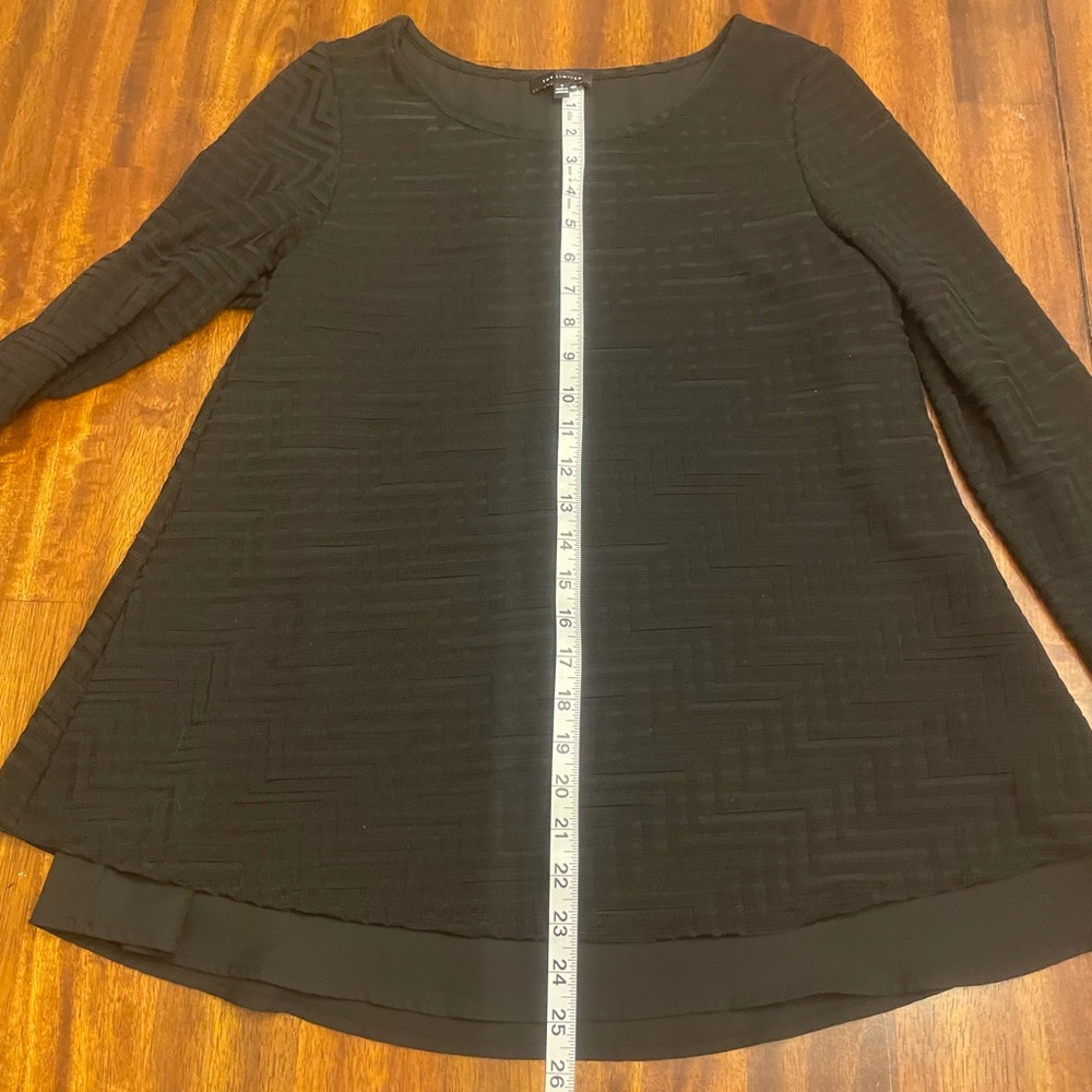 The Limited black blouse. Size small. - Picture 5 of 6